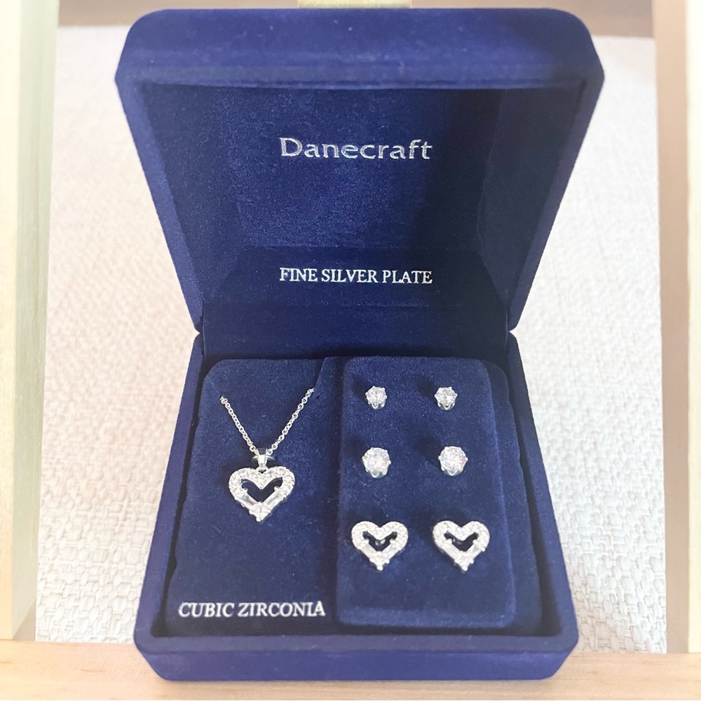 NWT find silver plate, cubic zirconia heart necklace with heart earrings